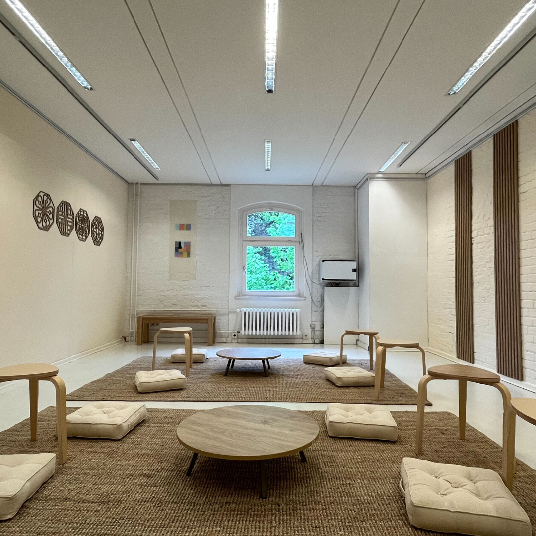 Small Seminar Room #4 (Yu Gwan-Sun)